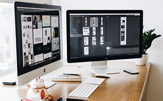 b体育app-马刺后场双枪组合初见锋芒，马刺双雄