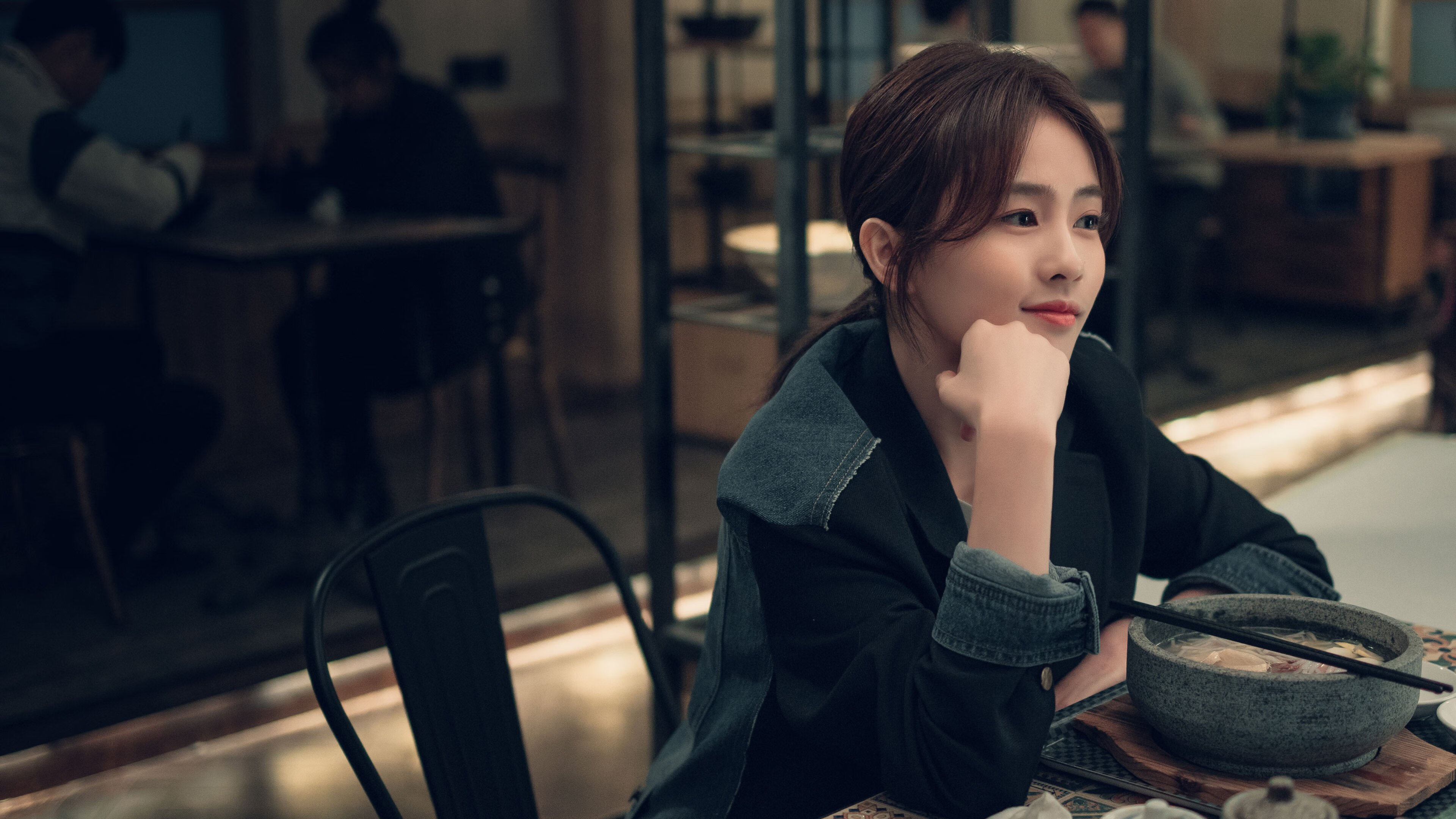 阿斯顿维拉客场平局，稳定发挥，球队保持不败状态，阿斯顿维拉首发