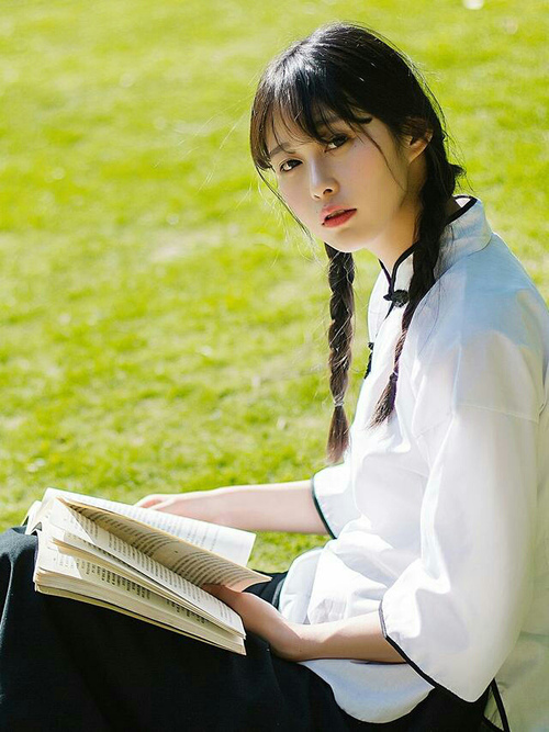 奇才调整防守策略限制对方得分主力,奇才防守差