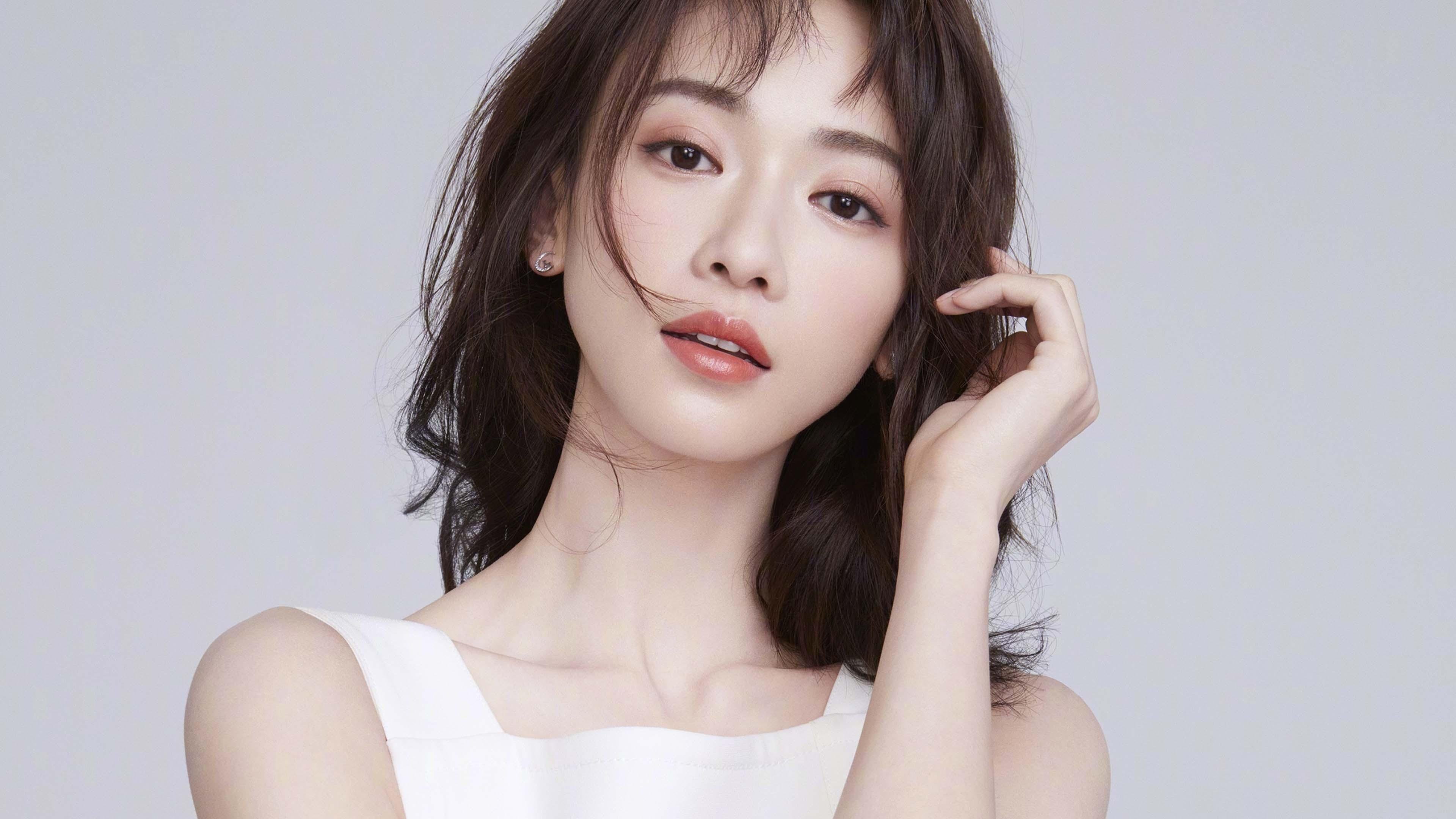 魔术宣布签约老将加强更衣室领导力,魔术师换衣服