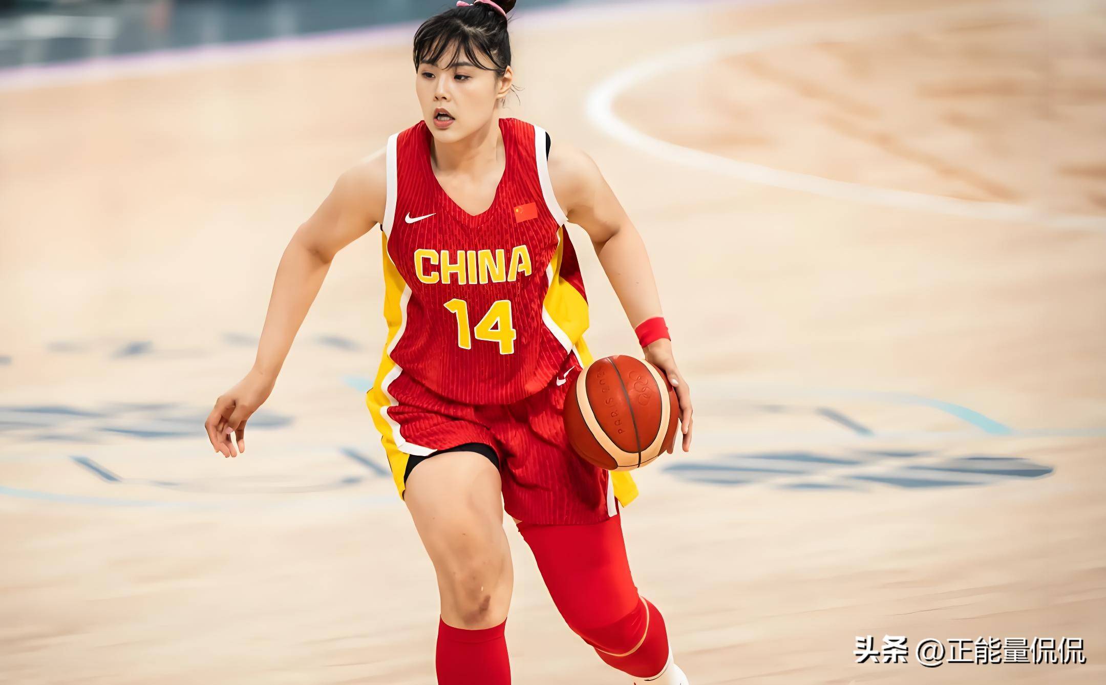 包含B体育官网：WCBA联赛的赛场医疗团队：为球员提供及时的医疗保障的词条