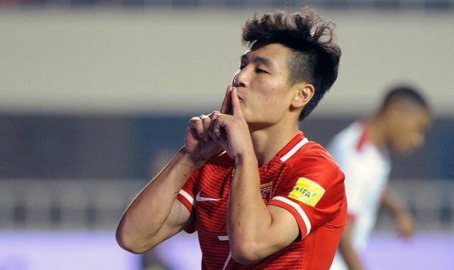 关于B体育APP:中国足球留洋球员:在欧洲联赛取得进球,赢得球迷赞誉,展现中国球员风采的信息 关于B体育APP:中国足球留洋球员:在欧洲联赛取得进球,赢得球迷赞誉,展现中国球员风采的信息