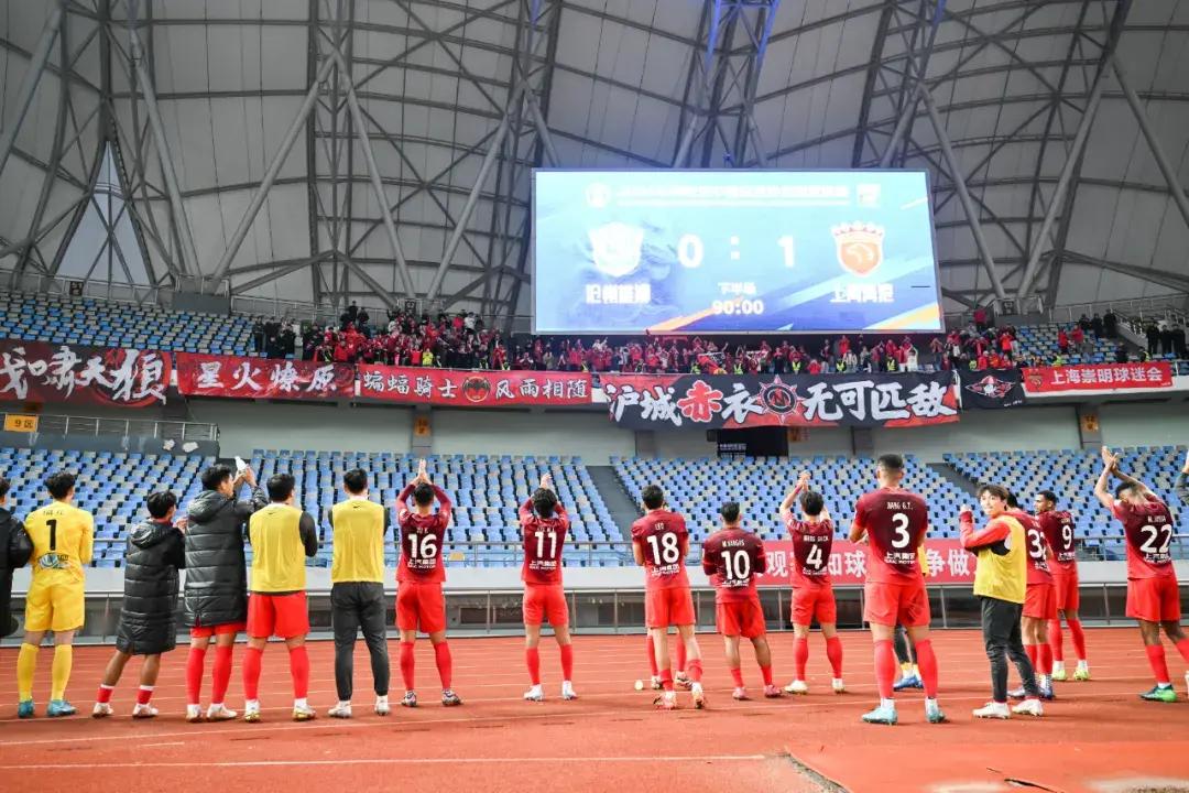 B体育网页版登录-关于B体育APP:中超联赛第六轮：比赛精彩纷呈，悬念迭起，球迷大呼过瘾的信息